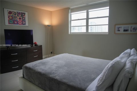Copropriété à vendre à Hollywood, Floride: 1 chambre, 106.47 m2 № 2153889 - photo 14