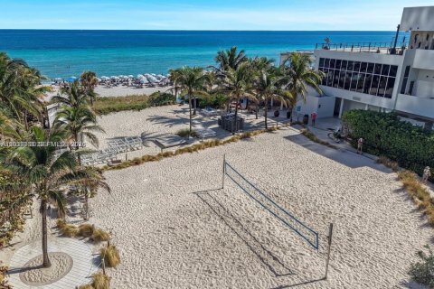 Copropriété à vendre à Hollywood, Floride: 1 chambre, 106.47 m2 № 2153889 - photo 30