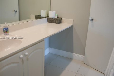 Copropriété à vendre à Hollywood, Floride: 1 chambre, 106.47 m2 № 2153889 - photo 18