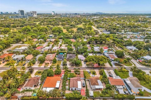 Casa en venta en North Miami Beach, Florida, 4 dormitorios, 126.16 m2 № 1874846 - foto 22