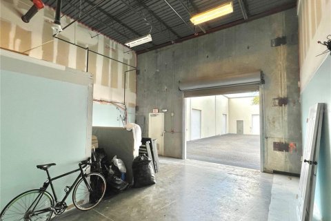 Propiedad comercial en venta en Orlando, Florida, 161.74 m2 № 2211289 - foto 10