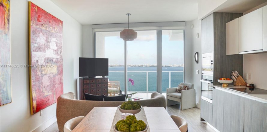 Condominio en Miami, Florida, 2 dormitorios № 1881491