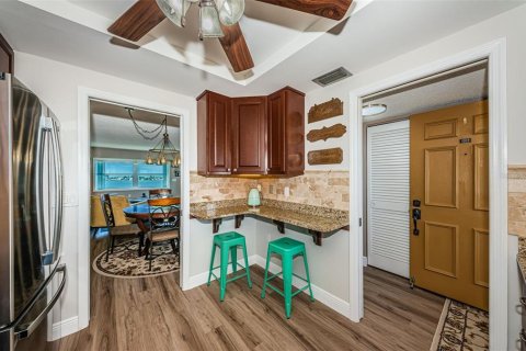 Copropriété à vendre à Saint Petersburg, Floride: 2 chambres, 96.62 m2 № 2404928 - photo 12