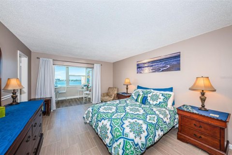 Copropriété à vendre à Saint Petersburg, Floride: 2 chambres, 96.62 m2 № 2404928 - photo 30