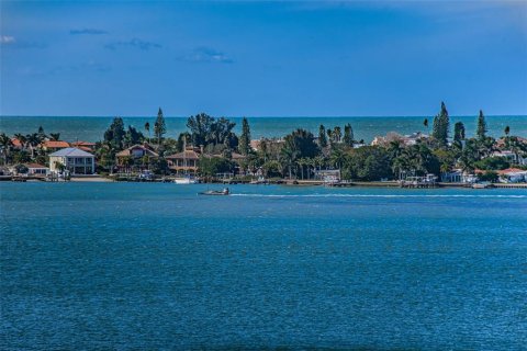 Copropriété à vendre à Saint Petersburg, Floride: 2 chambres, 96.62 m2 № 2404928 - photo 17