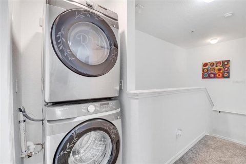 Adosado en venta en Kissimmee, Florida, 4 dormitorios, 136.57 m2 № 1903504 - foto 28