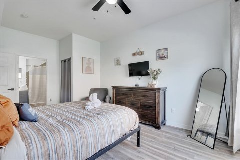 Adosado en venta en Kissimmee, Florida, 4 dormitorios, 136.57 m2 № 1903504 - foto 18