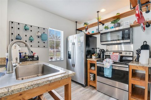 Adosado en venta en Kissimmee, Florida, 4 dormitorios, 136.57 m2 № 1903504 - foto 22
