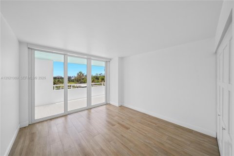 Copropriété à louer à Miami Beach, Floride: 2 chambres, 118.82 m2 № 2168229 - photo 29