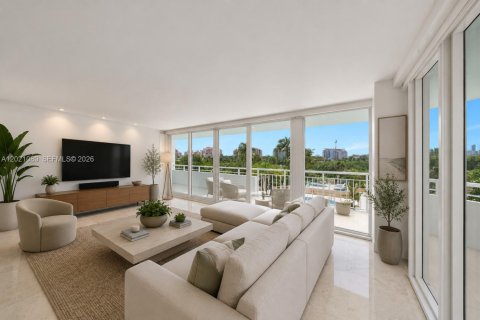 Condo à Miami Beach, Floride, 2 chambres  № 2168229