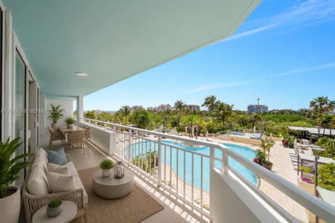 Copropriété à louer à Miami Beach, Floride: 2 chambres, 118.82 m2 № 2168229 - photo 18