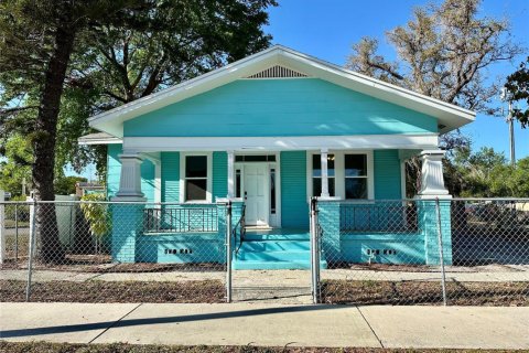 Villa ou maison à vendre à Tampa, Floride: 3 chambres, 102.94 m2 № 2265374 - photo 2