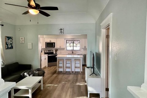 Villa ou maison à vendre à Tampa, Floride: 3 chambres, 102.94 m2 № 2265374 - photo 13