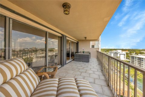 Condominio en venta en Miami, Florida, 2 dormitorios, 181.16 m2 № 1867088 - foto 30