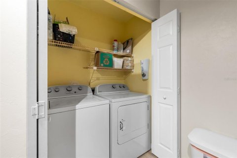 Condo in Gainesville, Florida, 2 bedrooms  № 2215734 - photo 23