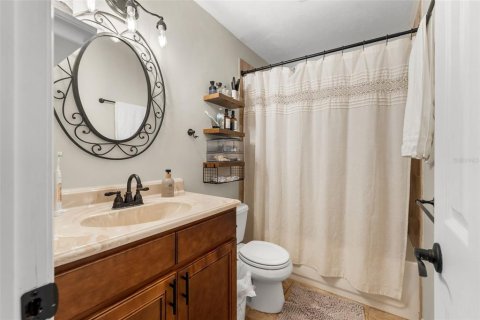 Condo in Gainesville, Florida, 2 bedrooms  № 2215734 - photo 19