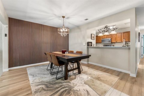 Condo in Gainesville, Florida, 2 bedrooms  № 2215734 - photo 6