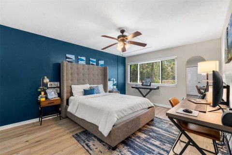 Condo in Gainesville, Florida, 2 bedrooms  № 2215734 - photo 16