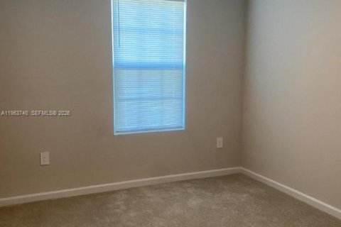 Villa ou maison à louer à St. Lucie, Floride: 3 chambres, 139.63 m2 № 2025207 - photo 7