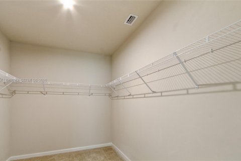 Снять в аренду виллу или дом в Сент-Луси, Флорида 3 спальни, 139.63м2, № 2025207 - фото 17