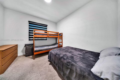 Townhouse in Homestead, Florida 3 bedrooms, 153.38 sq.m. № 2000912 - photo 15