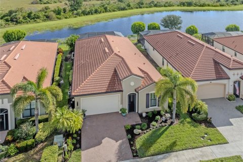 Villa ou maison à vendre à Venice, Floride: 3 chambres, 221.66 m2 № 2399404 - photo 2