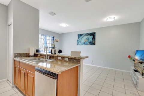 Купить таунхаус в Ривьера-Бич, Флорида 3 комнаты, 129.51м2, № 2175524 - фото 14