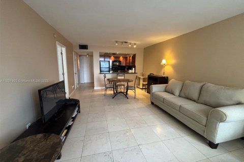 Снять в аренду кондоминиум в Халландейл-Бич, Флорида 1 спальня, 62.43м2, № 2005241 - фото 9