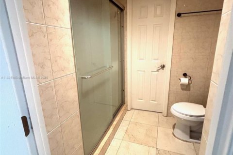 Снять в аренду кондоминиум в Халландейл-Бич, Флорида 1 спальня, 62.43м2, № 2005241 - фото 15