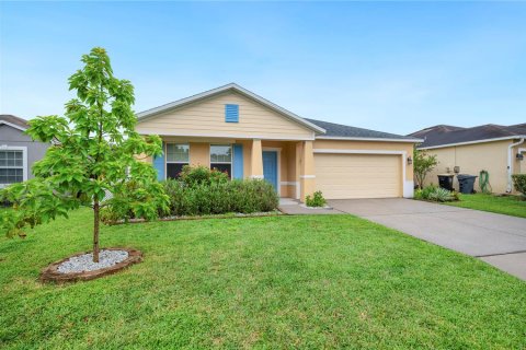 House in Lakeland, Florida 4 bedrooms, 173.36 sq.m. № 1771772 - photo 2