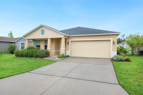House in Lakeland, Florida 4 bedrooms, 173.36 sq.m. № 1771772 - photo 3