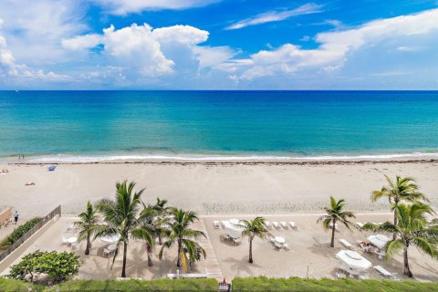 Copropriété à louer à Palm Beach, Floride: 2 chambres, 129.6 m2 № 2250083 - photo 2