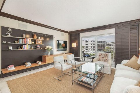 Copropriété à louer à Palm Beach, Floride: 2 chambres, 129.6 m2 № 2250083 - photo 12