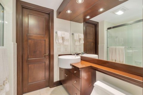 Copropriété à louer à Palm Beach, Floride: 2 chambres, 129.6 m2 № 2250083 - photo 21