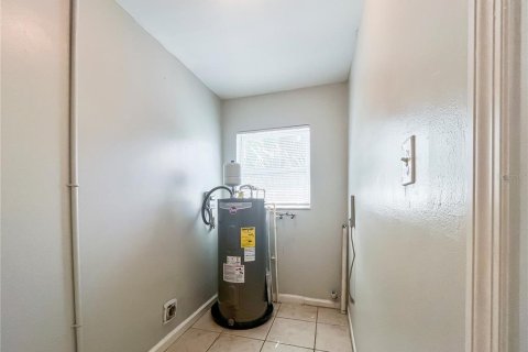 Villa ou maison à louer à Tampa, Floride: 4 chambres, 106.84 m2 № 2419958 - photo 14