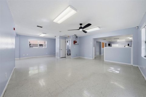 Commercial property in Clearwater, Florida 244.05 sq.m. № 2122997 - photo 15