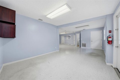 Commercial property in Clearwater, Florida 244.05 sq.m. № 2122997 - photo 8