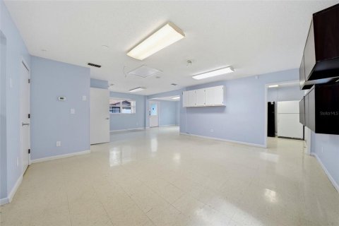 Commercial property in Clearwater, Florida 244.05 sq.m. № 2122997 - photo 29