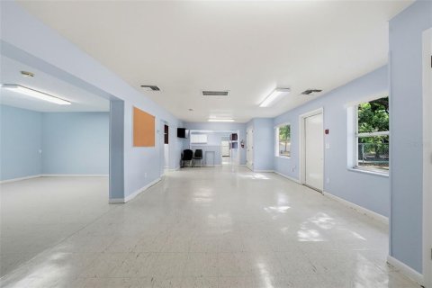 Commercial property in Clearwater, Florida 244.05 sq.m. № 2122997 - photo 6