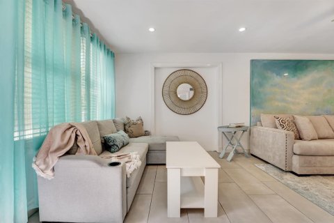Apartment in Boynton Beach, Florida 2 bedrooms, 123.19 sq.m. № 2083579 - photo 8