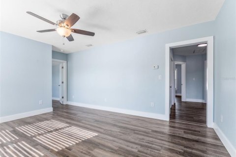 House in Tampa, Florida 3 bedrooms, 116.69 sq.m. № 1909955 - photo 10
