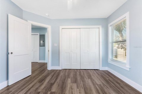 House in Tampa, Florida 3 bedrooms, 116.69 sq.m. № 1909955 - photo 20