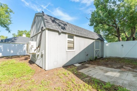 House in Tampa, Florida 3 bedrooms, 116.69 sq.m. № 1909955 - photo 29
