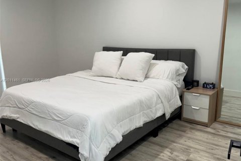 Villa ou maison à louer à North Lauderdale, Floride: 2 chambres, 107.02 m2 № 2171097 - photo 4