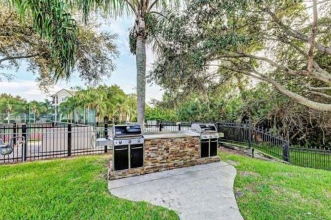 Condo in Sarasota, Florida, 3 bedrooms  № 1684628 - photo 17
