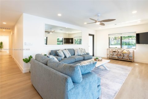 Villa ou maison à louer à Pompano Beach, Floride: 3 chambres, 136.57 m2 № 1967929 - photo 8