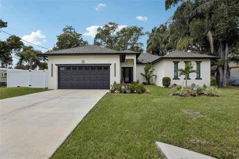Casa en Tampa, Florida 3 dormitorios, 163.6 m2 № 2369574