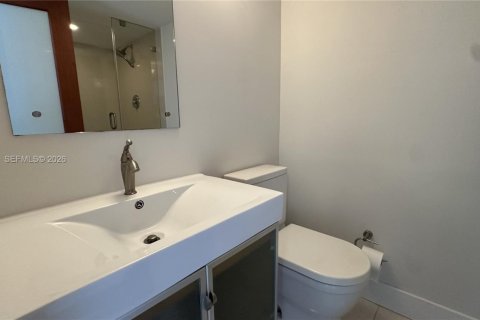 Снять в аренду кондоминиум в Майами, Флорида 1 спальня, 86.4м2, № 2048010 - фото 7