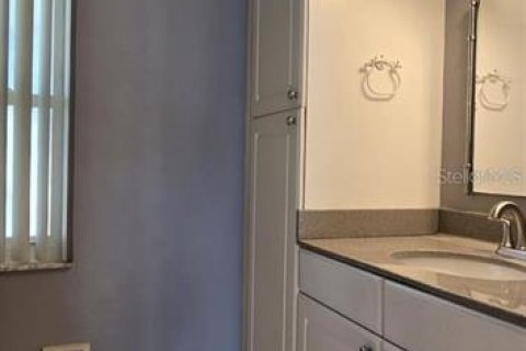 Casa en alquiler en Orlando, Florida, 3 dormitorios, 156.45 m2 № 2421629 - foto 10