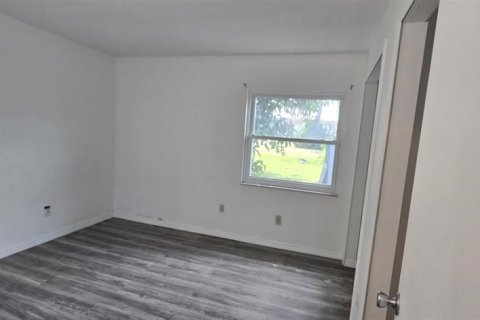 Casa en alquiler en Orlando, Florida, 3 dormitorios, 156.45 m2 № 2421629 - foto 12